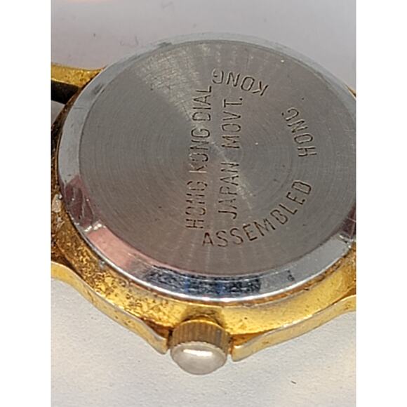 Santa Fe Abalone Style Wristwatch with an Expansion Band and Quartz Movement main image 8